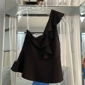 One shoulder dressy top. Black. Excellent condition!